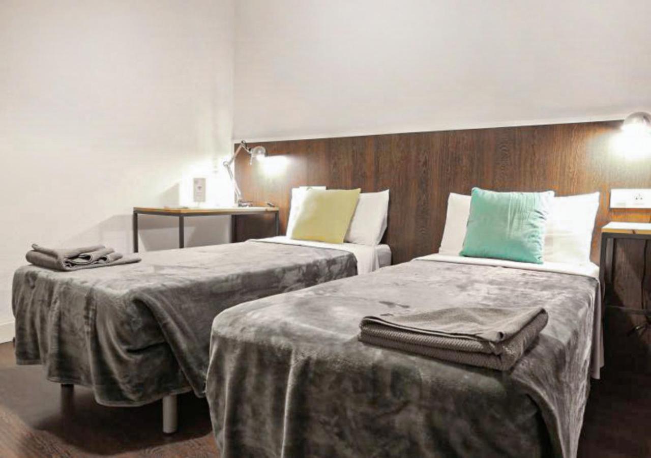 דירות ברצלונה Traveller House מראה חיצוני תמונה